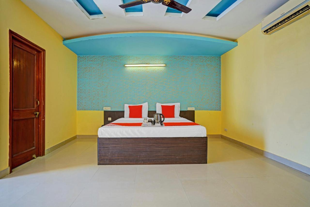 Oyo 87701 Lucky Farm Hotel Shāhpur Kültér fotó