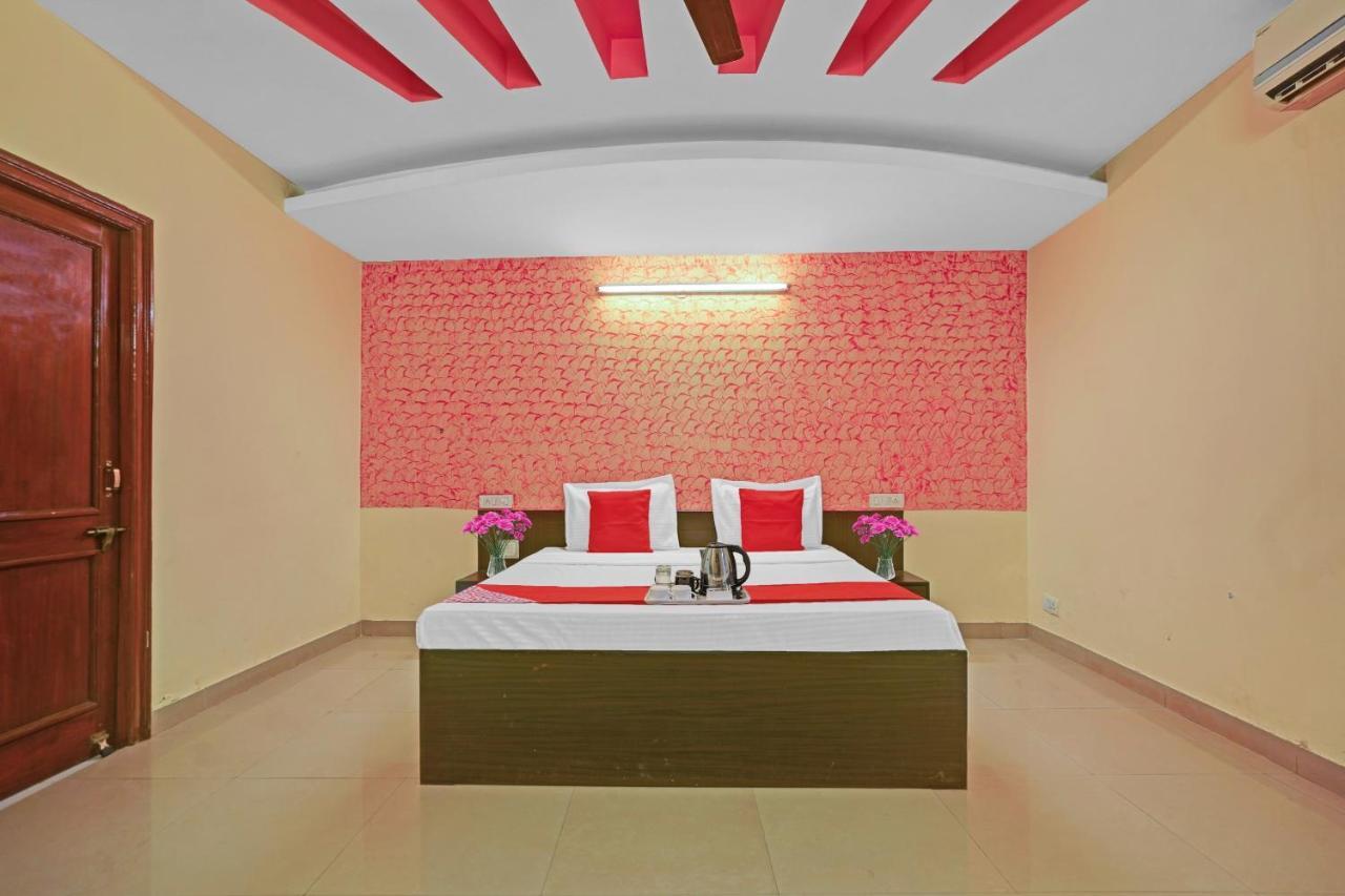 Oyo 87701 Lucky Farm Hotel Shāhpur Kültér fotó